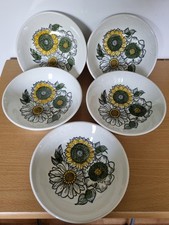 Vintage Biltons Staffordshire  Daisies x 5  Bowls