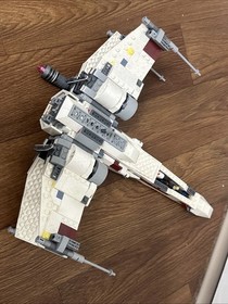 LEGO Star Wars X-Wing Fighter 75218 Incomplete With Instructions