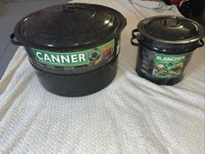 New Granite Ware- Canner 33qt With Rack, New Blancher 7.3 Qt 3 Piece Set