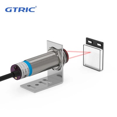 GTRIC M18 Laser Photoelectric Sensor Retro-reflective 10-30V NPN PNP 8M Range