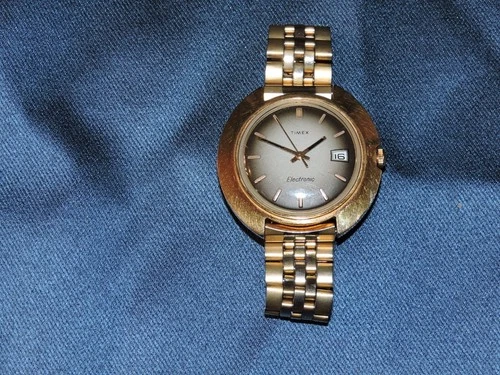 Vintage Gold TIMEX Electronic SPACE AGE UFO Round Watch with Date ~Working~