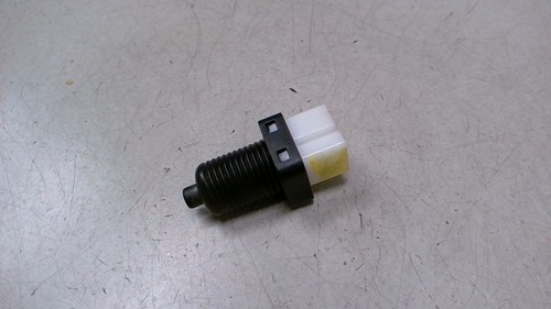 Bremslichtschalter Weiss Fiat Ulysse 2.2 JTD DPF Bj 2004 179 2676184