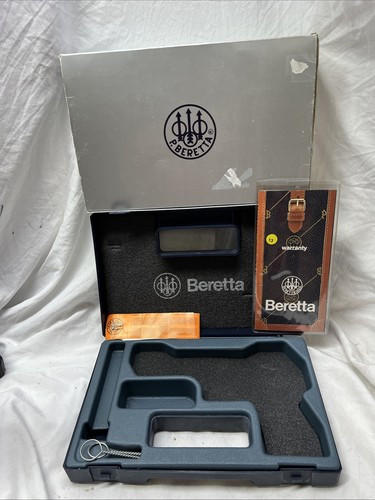 2015 Beretta 92FS Blue Original Factory Pistol Handgun Latching Hard Case