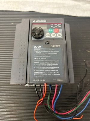 Mitsubishi FR-D720-100-NA D700 3 phase VFD Inverter Drive 200-240V
