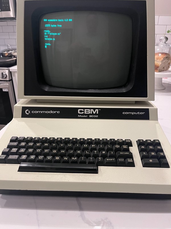 Vintage Commodore CBM 8032 Computer – Powers On *READ*Classic PET Series | Retro