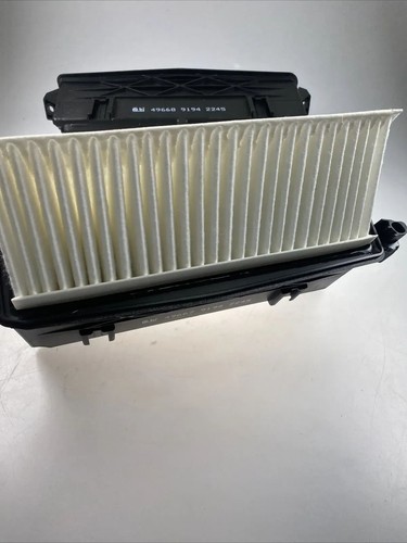 Air filter air filter set Febi 49667 + 49668 for Mercedes CLS C class W212 - Picture 7 of 9
