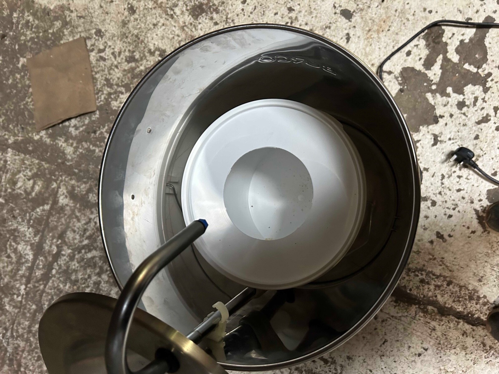 Burco HW0110 Hand Wash Portable Basin Sink Heated Foot Pedal 10 Litre