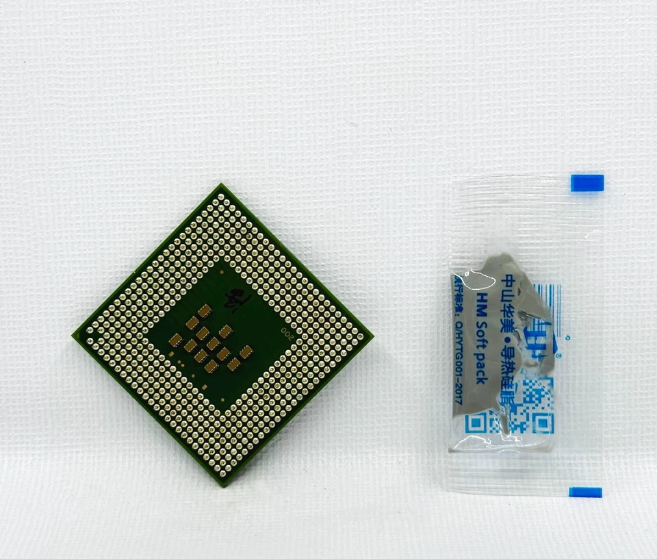 Intel Centrino PM765 2.1GHz 2M Laptop CPU Genuine Formal Support for 855 Chipset - Image 2 of 4