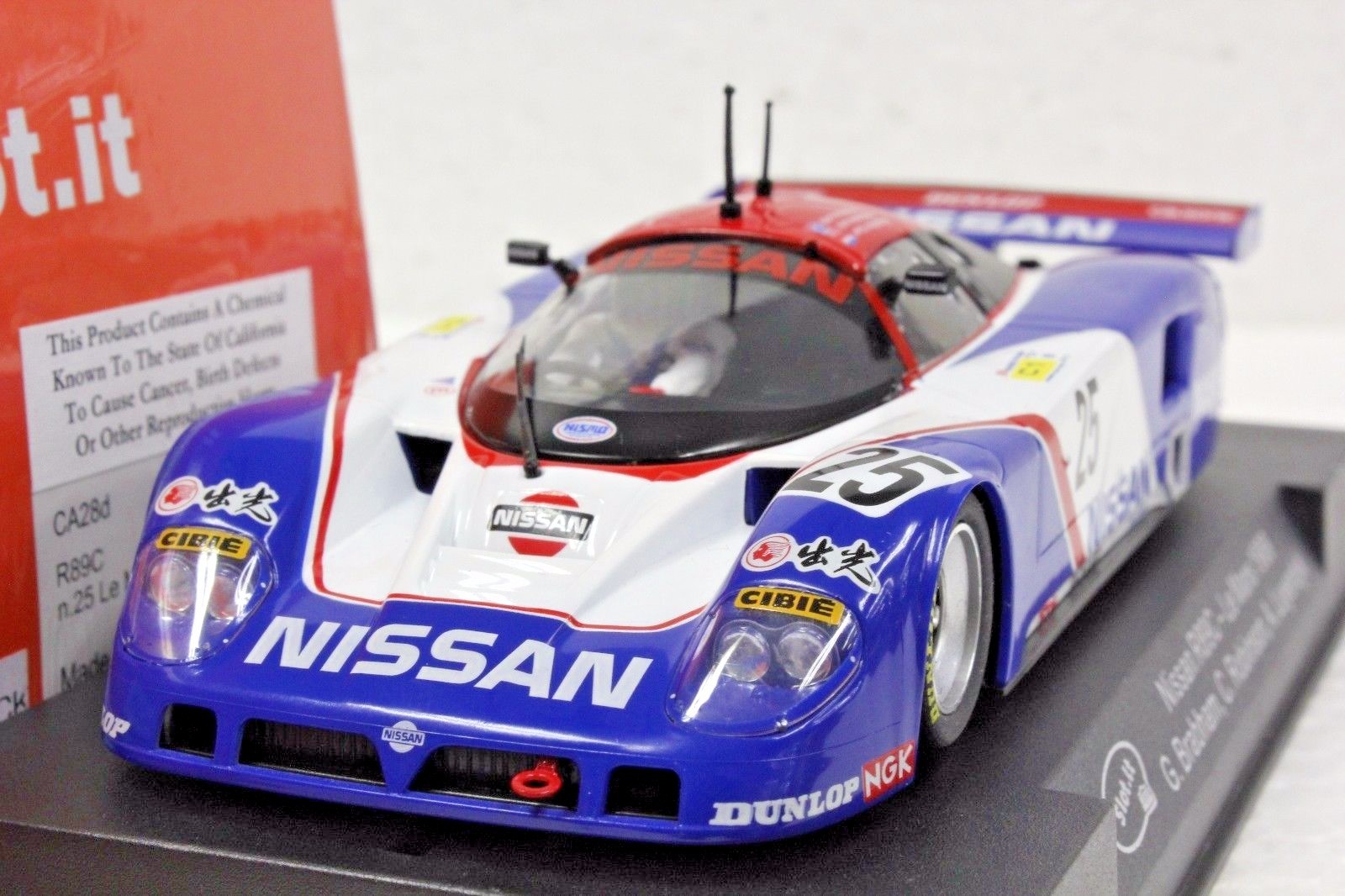 Slot IT SICA 28D Nissan R89C Lemans 1989 nuevo 1/32 Slot Car Carrera Digital Listo