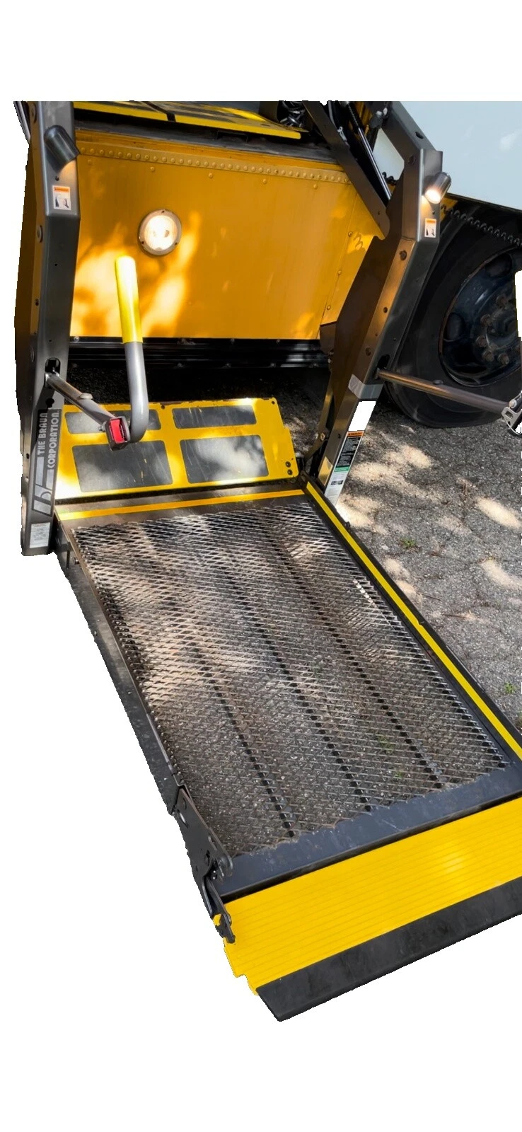 Silla de Ruedas Movilidad Braun levanta ascensores