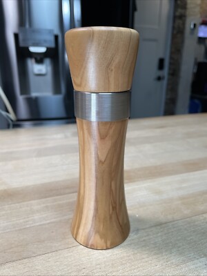 Swissmar 7'' Milano Salt OR Pepper Grinder Mill - Olive wood - Single Item -LOOK