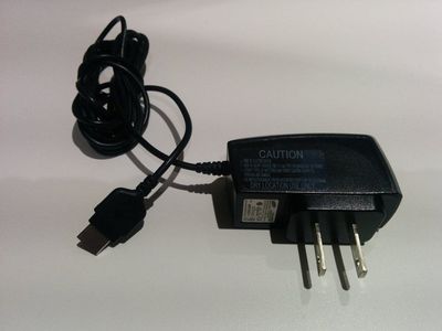 5v SamSung battery charger 2sn SGH D900 flip cell phone wall plug power adapter