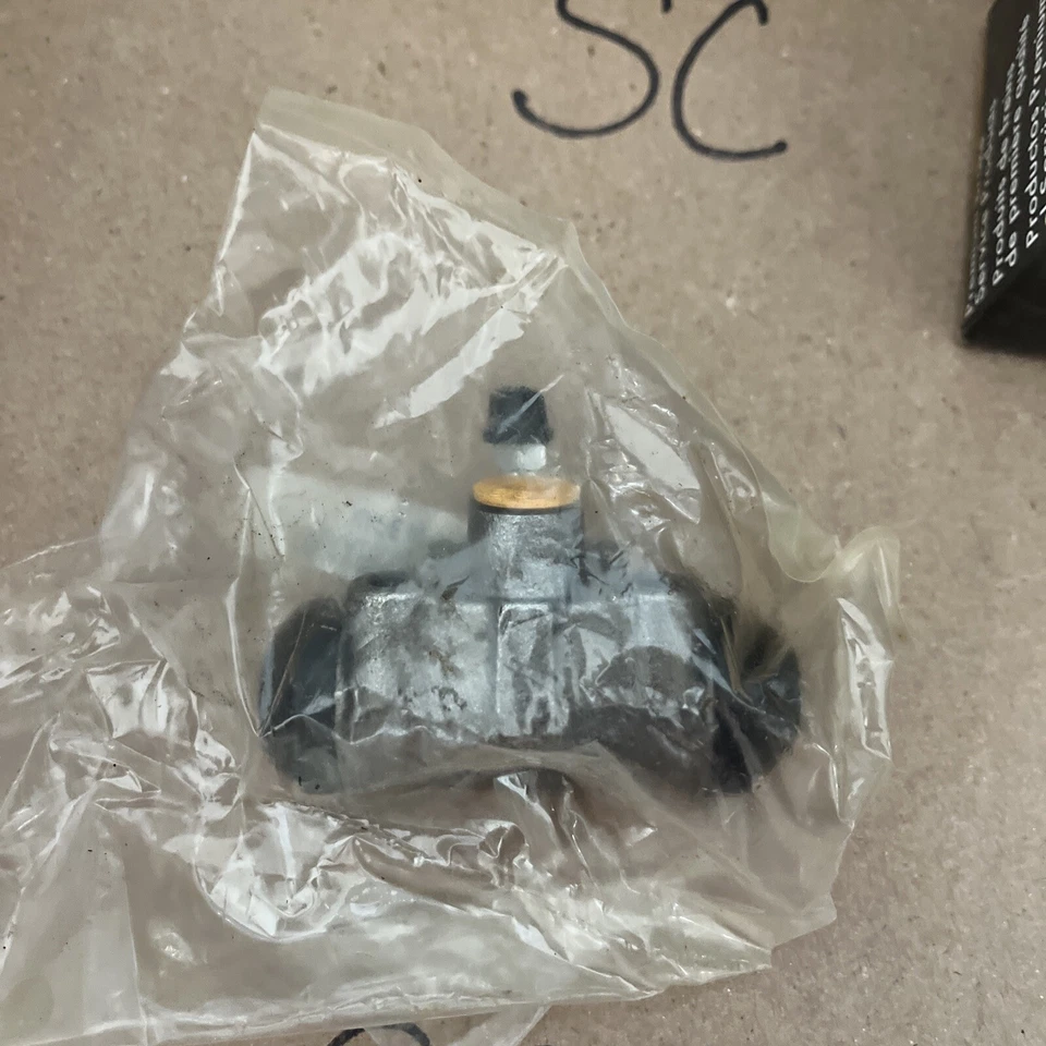 Drum Brake Wheel Cylinder Rear Wagner WC128250 - Image 2 of 2