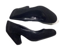  BCBG Joshy  SZ 8.5 -9 US Pumps Leather Suede Soft Upper Low Heels Black