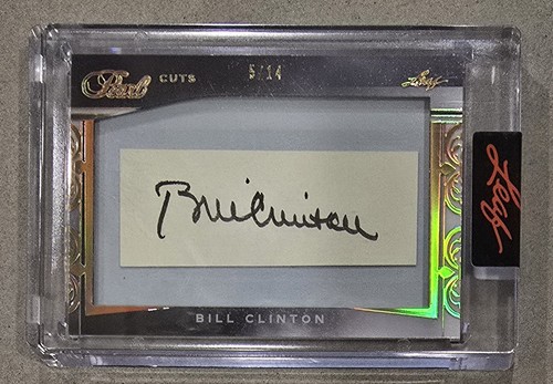 2025 Leaf Pearl BILL CLINTON /14 Cut Auto Autograph US United States President
