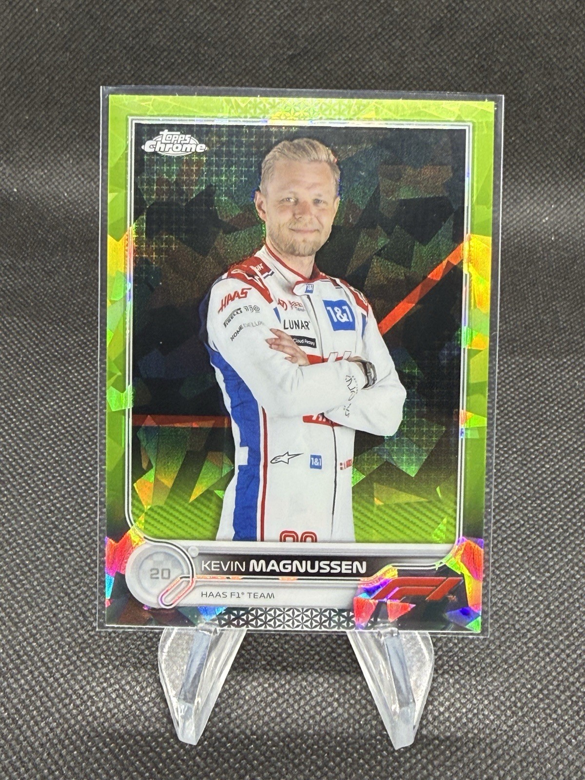 2022 Topps Chrome Sapphire F1 Kevin Magnussen Chartreuse Refractor /199 #73