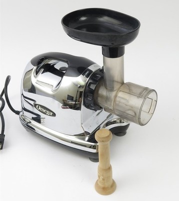 Omega 8006 Nutrition Center Quiet Dual-Stage Slow Speed Masticating Juicer 