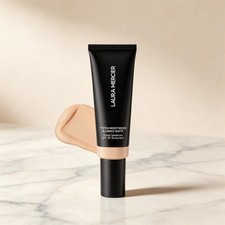 Laura Mercier Tinted Moisturizer Oil Free Blurred Matte Skin Tint SPF 30