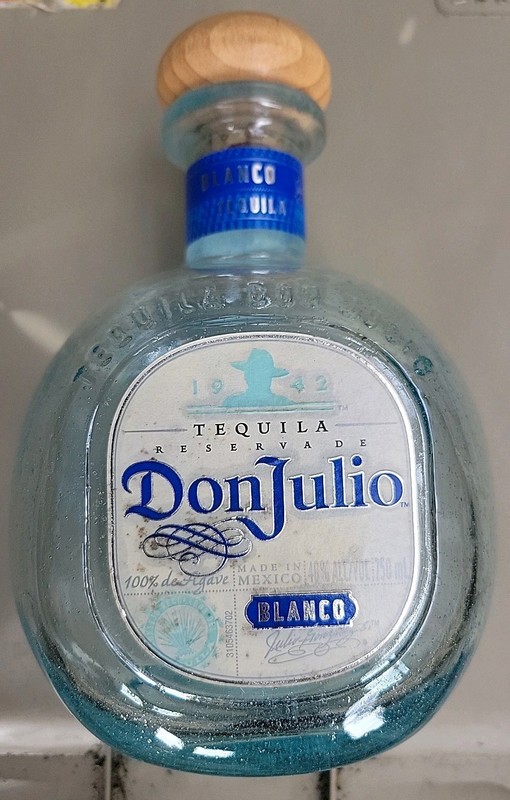 DON JULIO 750 ml EMPTY BOTTLE SILVER NICE CORK