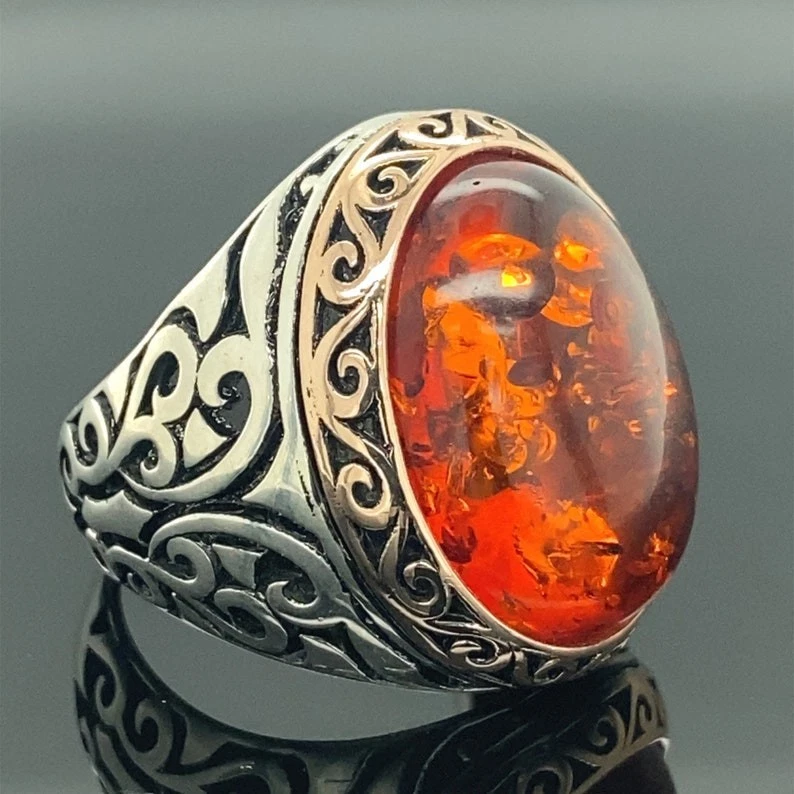 925 Mens Handmade Natural Orange Amber Stone Ring - Image 3 of 4