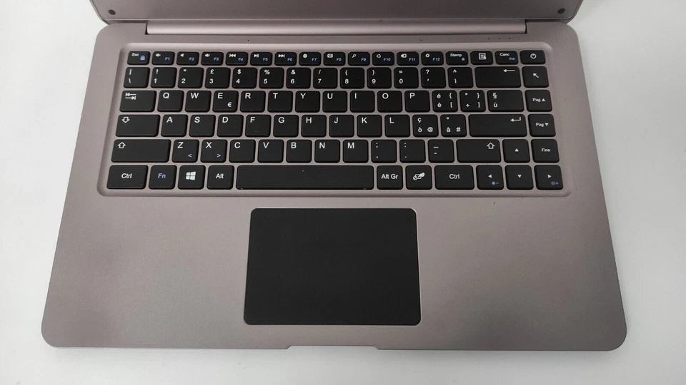 NOTEBOOK TREKSTOR INTEL ATOM X5-Z8300 4GB RAM 64GB SSD WIFI W10 WEBCAM - Immagine 2 di 4