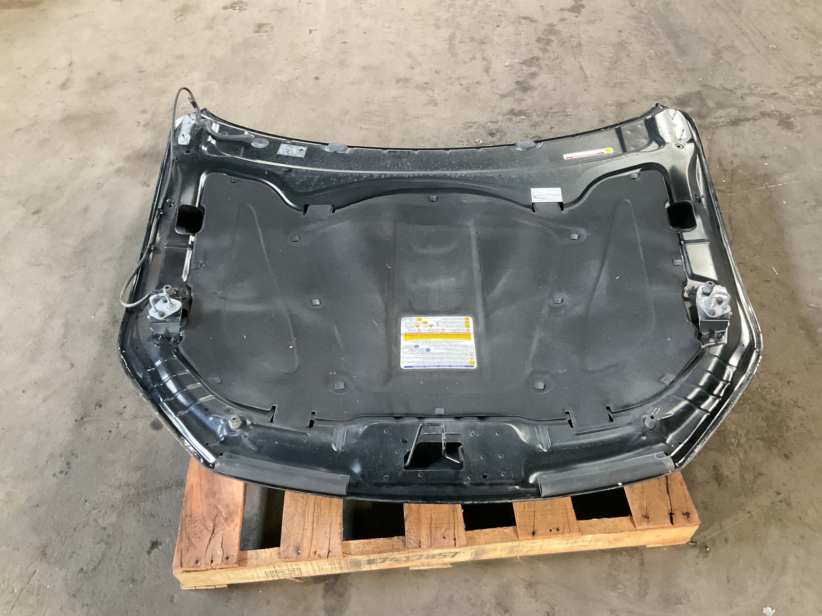 14-19 MASERATI Ghibli Front Bonnet Hood OEM CM