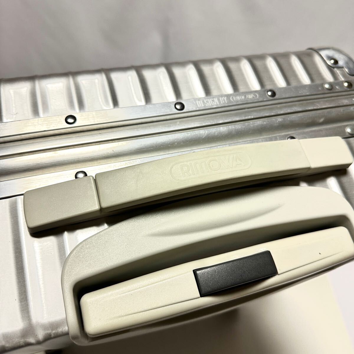 RIMOWA Classic Cabin S Silver Suit Case 33L | eBay RIMOWA Classic Cabin S Silver Suit Case 33L | eBay