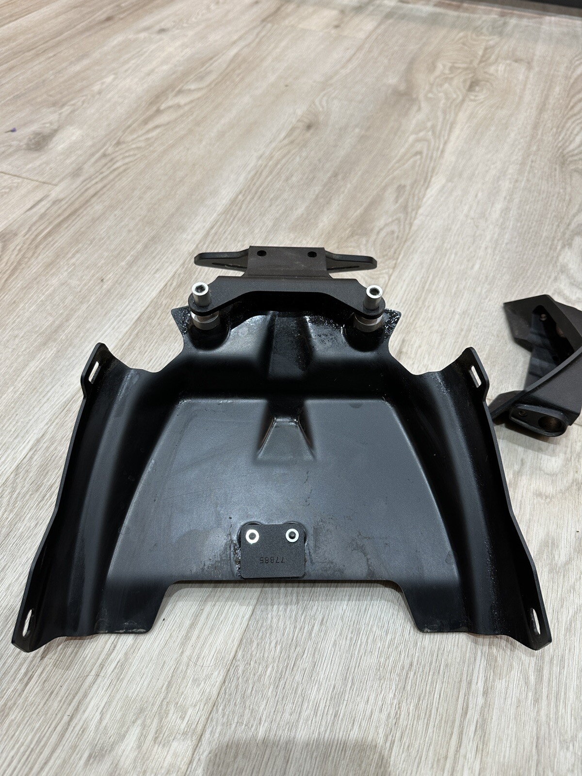 f900r tail tidy