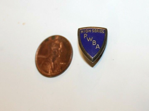 Vintage PWBA Pontiac Michigan Bowlers Assocation Lapel Pin High Series - Bild 1 von 2