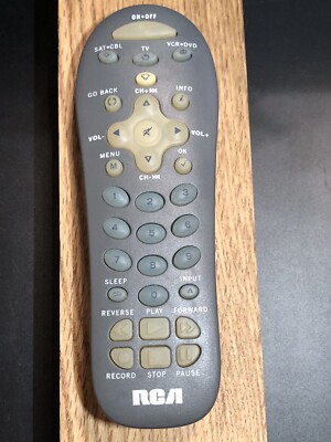 RCA RCR311W Universal Remote Control w/Lighted Buttons TESTED