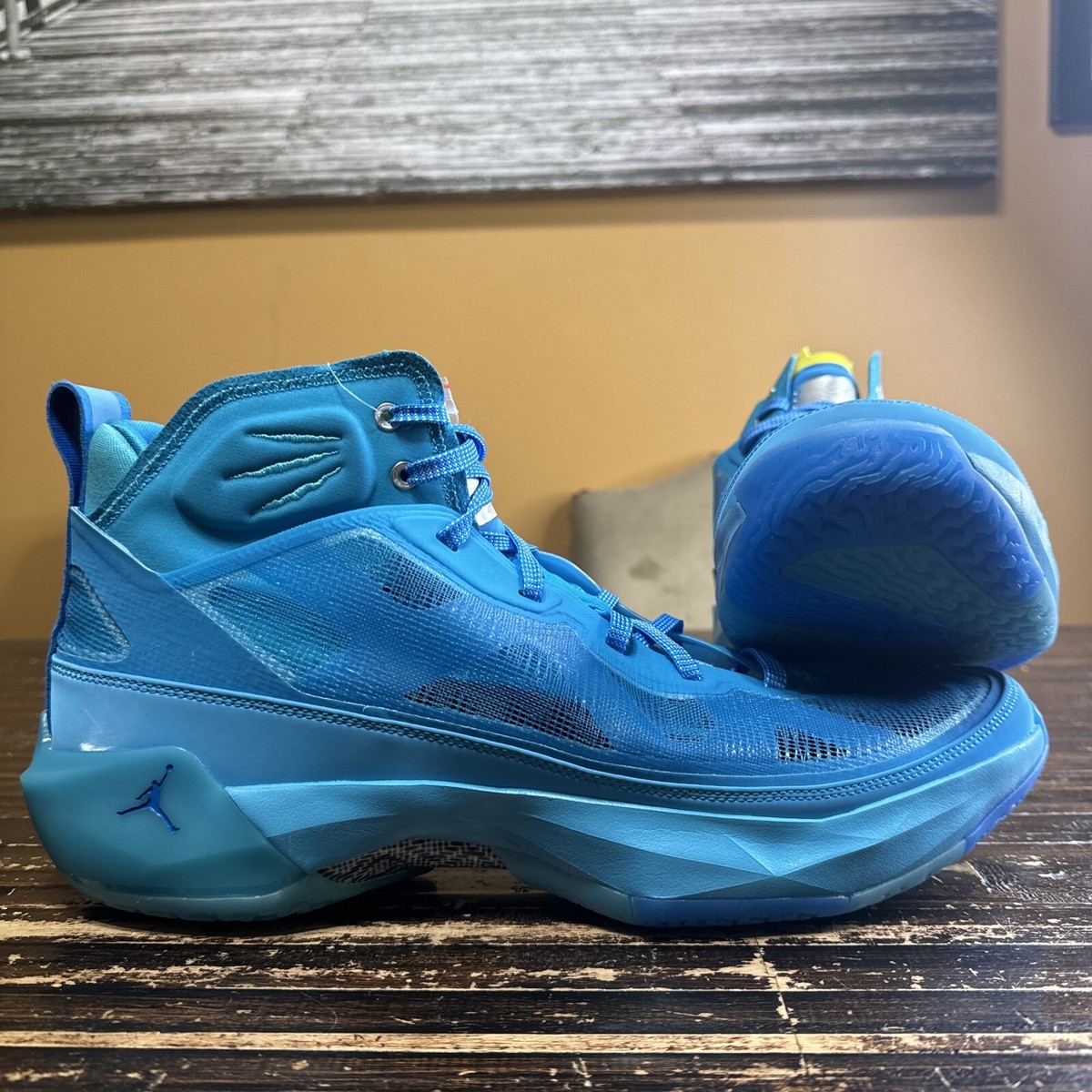 NIKE×NARUTO エア ジョーダン 37 ザイオン