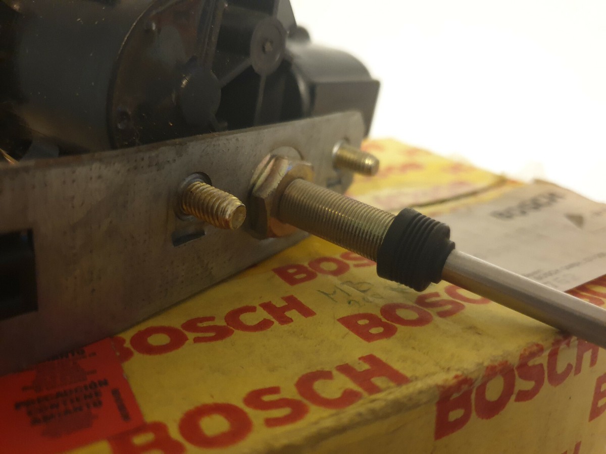 NEU NOS Mercedes W123 C123 S123 Scheinwerferreinigung Motor Wiper  