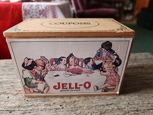 Vintage Wooden Jello Recipe /Coupons Box  With Lid