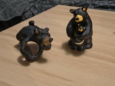 Bearfoots The Lesson Fishing Figurine Jeff Big Sky Carvers / Napkin Ring Bear