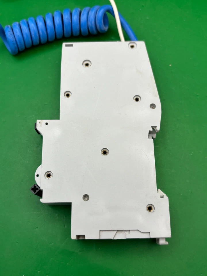 Square D Dom45B6R30 B45 45A 30mA RCBO - Brand New - Image 2 of 4