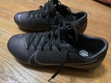 Nike Merc Soccer Shoes Outdoor Soccer Cleats Junior Size 5