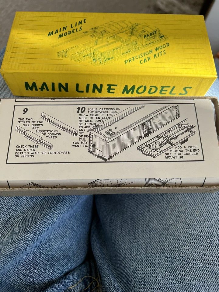 Main Line Model XR-1 RENKENS MILK  & CREAM 50' Express Reefer CRAFTSMAN WOOD KIT - Image 3 of 4
