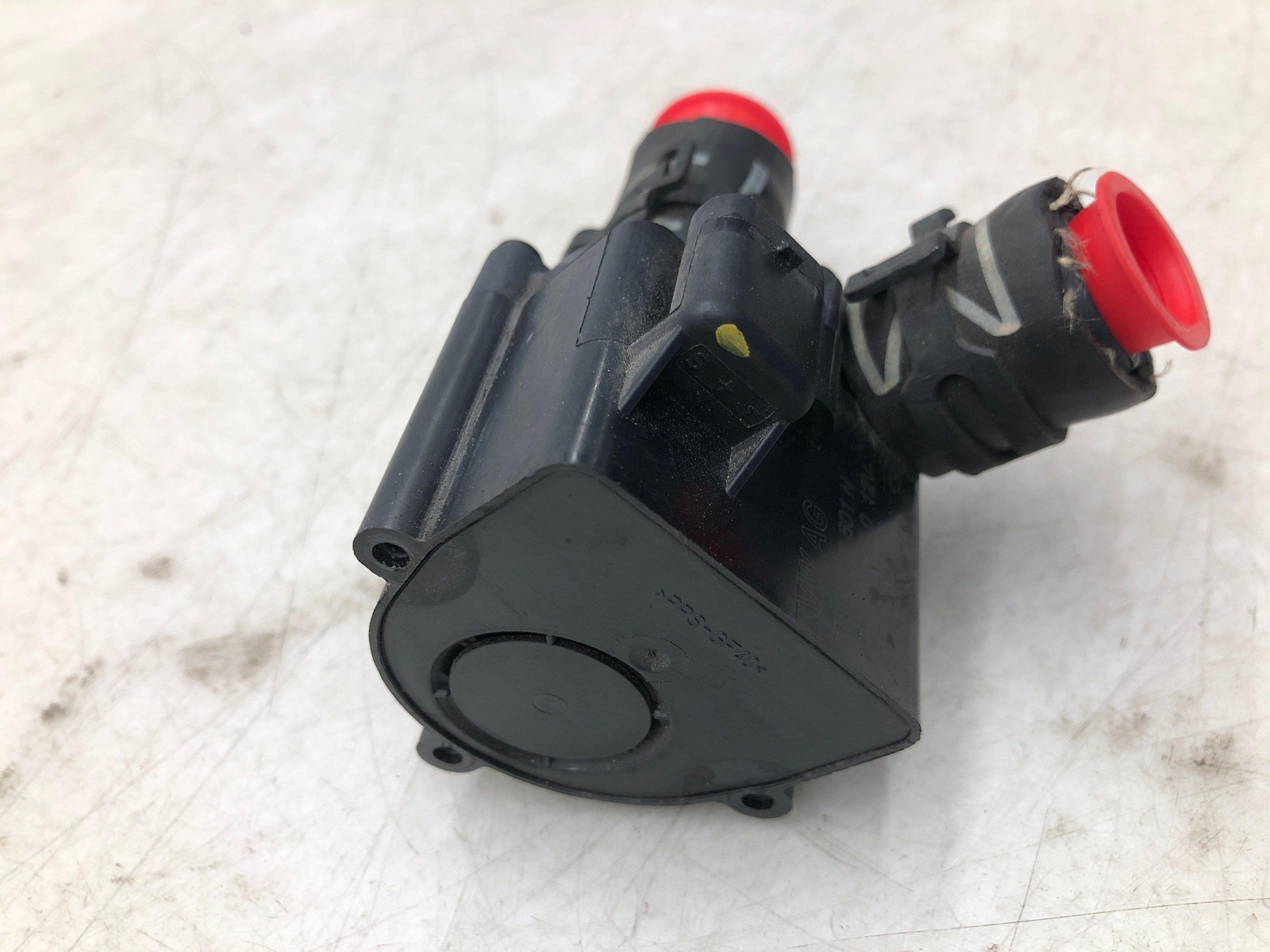 2016-2020 BENTLEY BENTATGA W12 ELECTRIC AUXILIARY COOLANT WATER PUMP 06H121601N