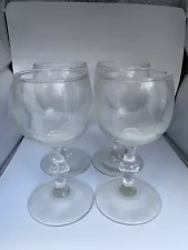 Vintage Goblet Wine Glasses / Set of 4