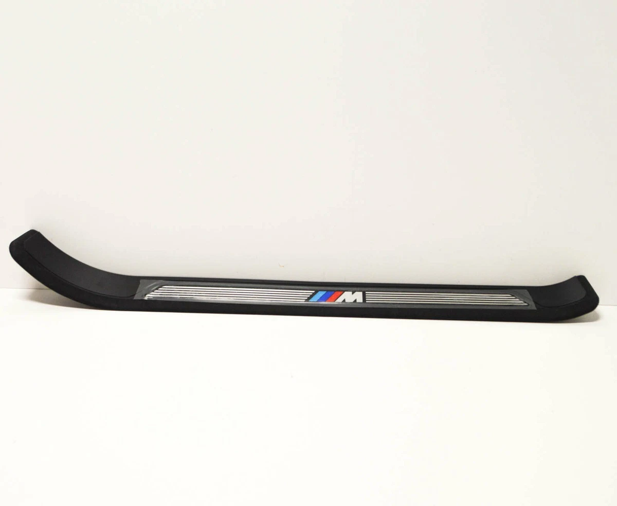 NEW BMW 5 E39 M FRONT RIGHT ENTRY TRIM PIECE 51472466364 2466364 