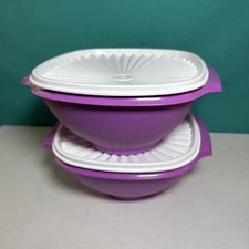 Tupperware Classic Servalier Bowl 8 cup Purple With White Seal New Set Of 2