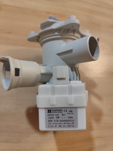 Siemens Waschmaschine Laugenpumpe WM6HY740/03