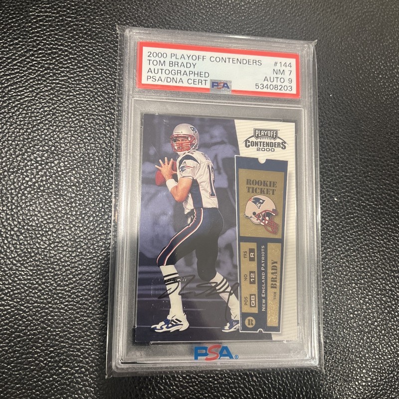 Tom Brady Rookie Card 2000 Playoff Contenders Autographed #144 PSA 7 Auto 9