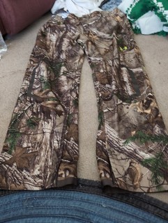 Under Armour Gore Tex XL Realtree Camo Hunting Pants Zip Pant Leg 38"X33 Elastic
