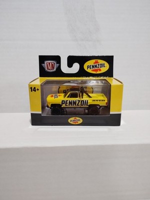 M2 Machines 1976 GMC Sierra Grande 15 4x4 Pennzoil mint box and case