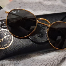 Ray-Ban Men  s Round Sunglasses Gold Metal Frame Black Tinted Glass Lenses