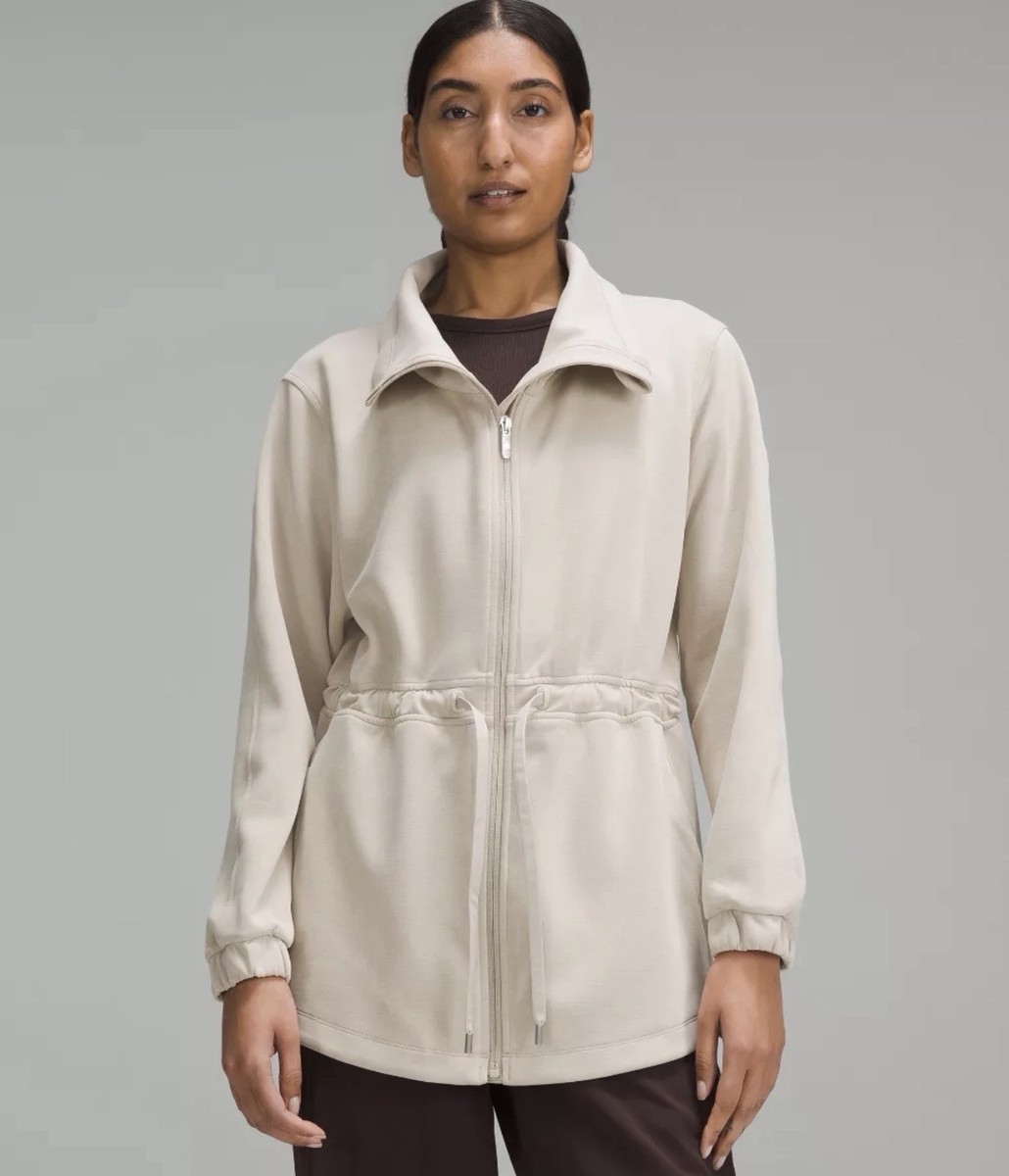 Lululemon Softstreme Cinch-Waist Pockets Full-Zip Jacket Tan Sz 6