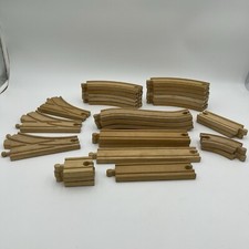 Lot of 28 Pieces Thomas Wooden Railway Railroad Tracks Curved  Straight