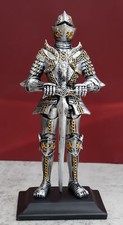Medieval Swordsman Knight Figurine Suit of Armor Northern Star Coat Of Arms