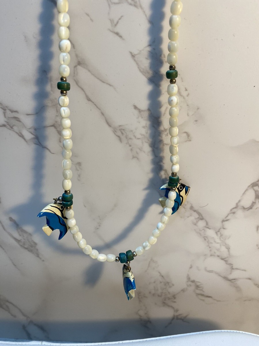 Vintage 1980's Puka Shell Surfer Style 10 in Necklace w/Blue Wood